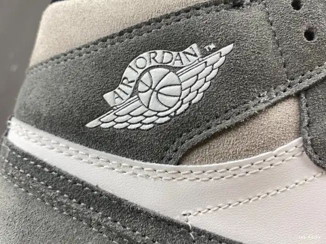 DZ5485-051 OG 1 Jordan Black Retro High Washed 0520